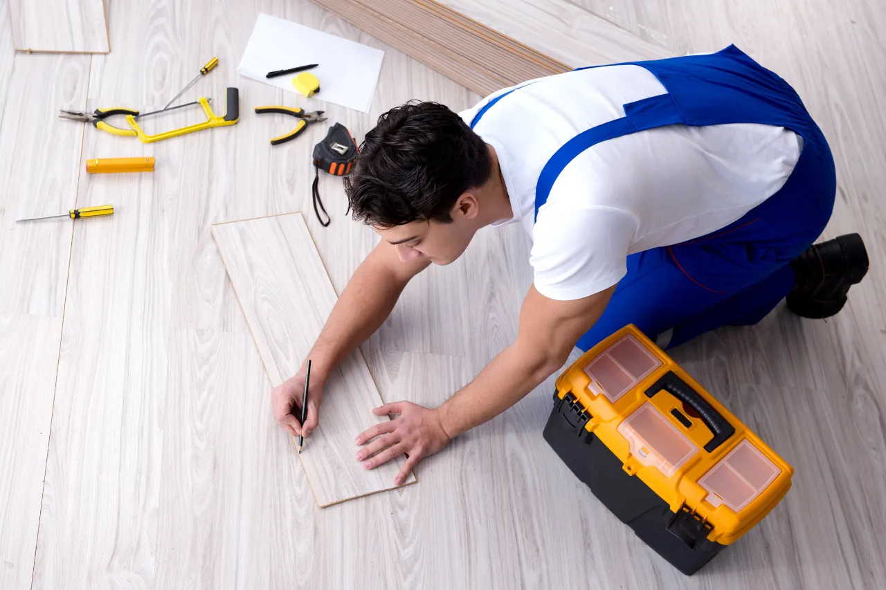 Expert Tips for Choosing the Right Wood Floor Installation Service