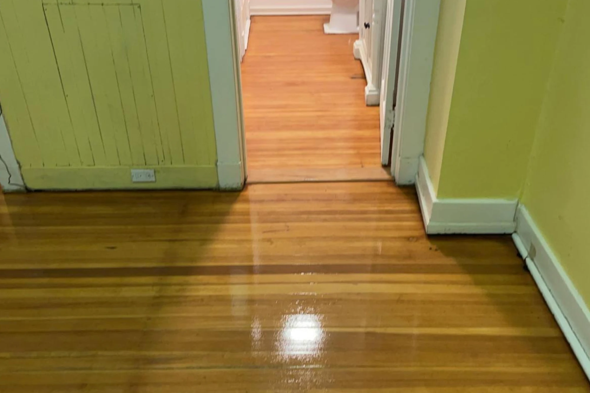 Sanding Pine Wood Floors to Natural Color