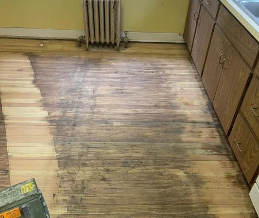 Wooden floor maintenance services