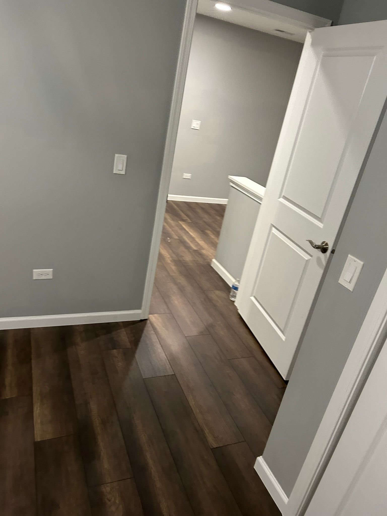 Illinois bedroom getting new laminate flooring