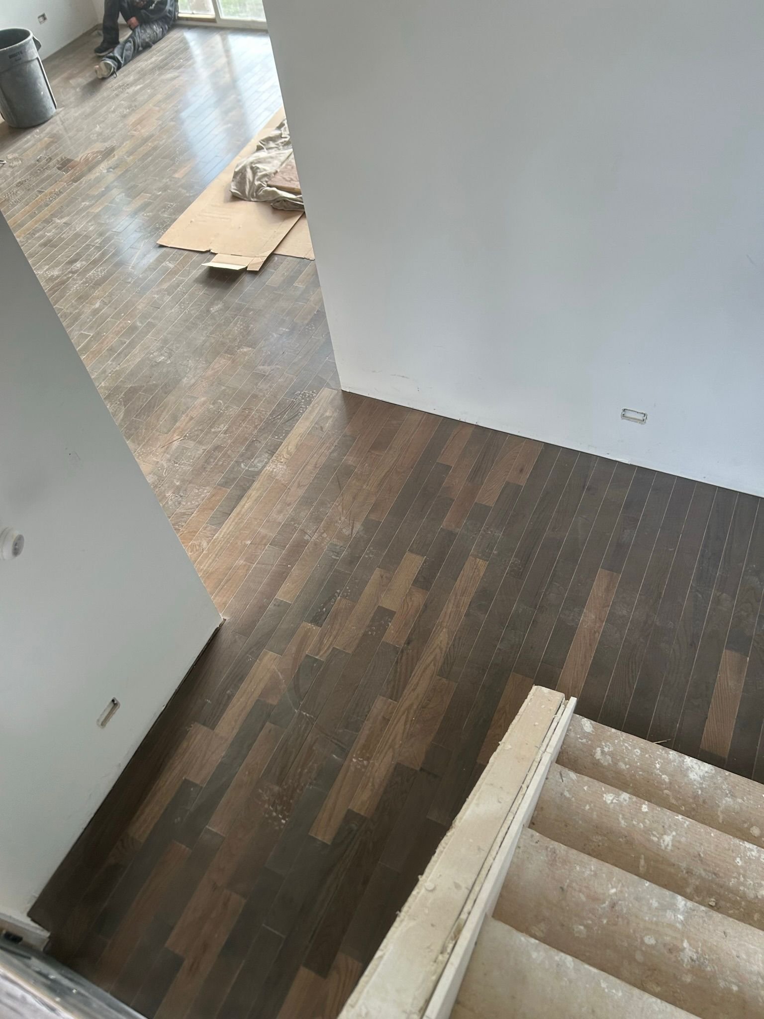Expert wood floor refinishing in Illinois